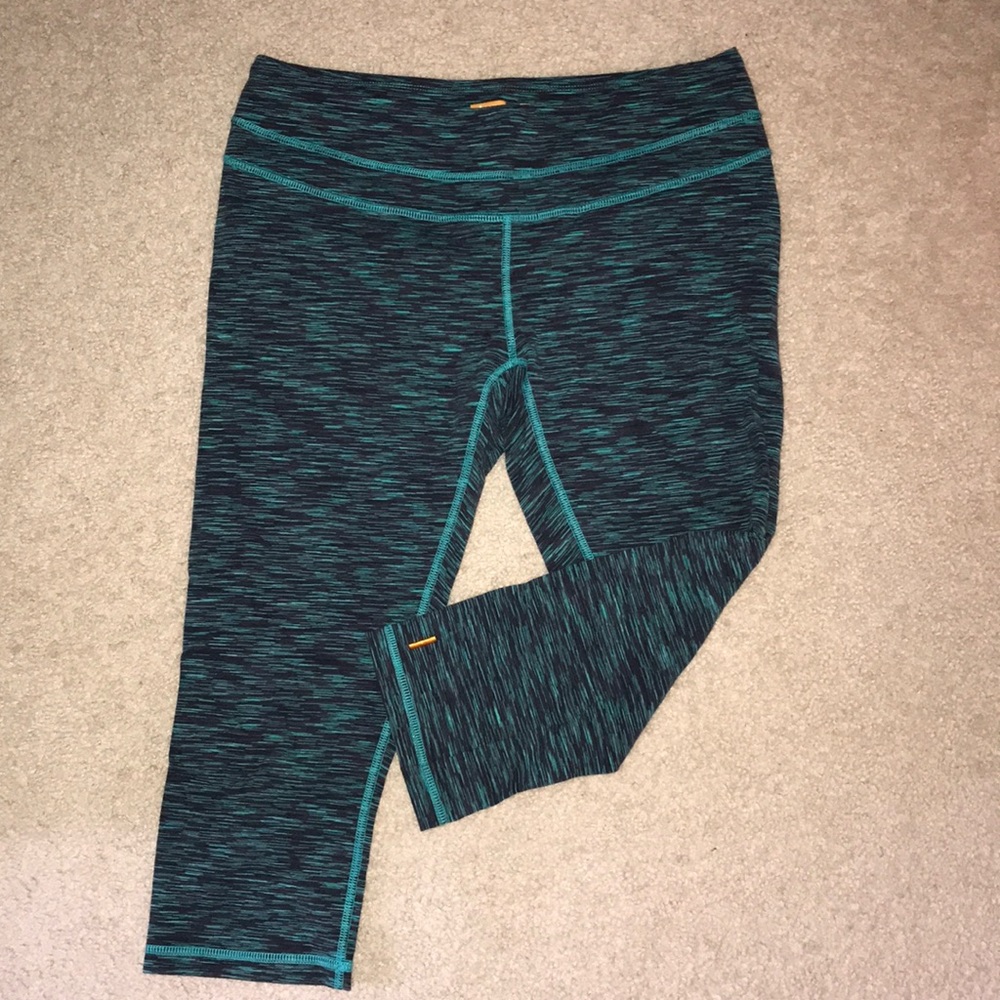 Lucy leggings size L